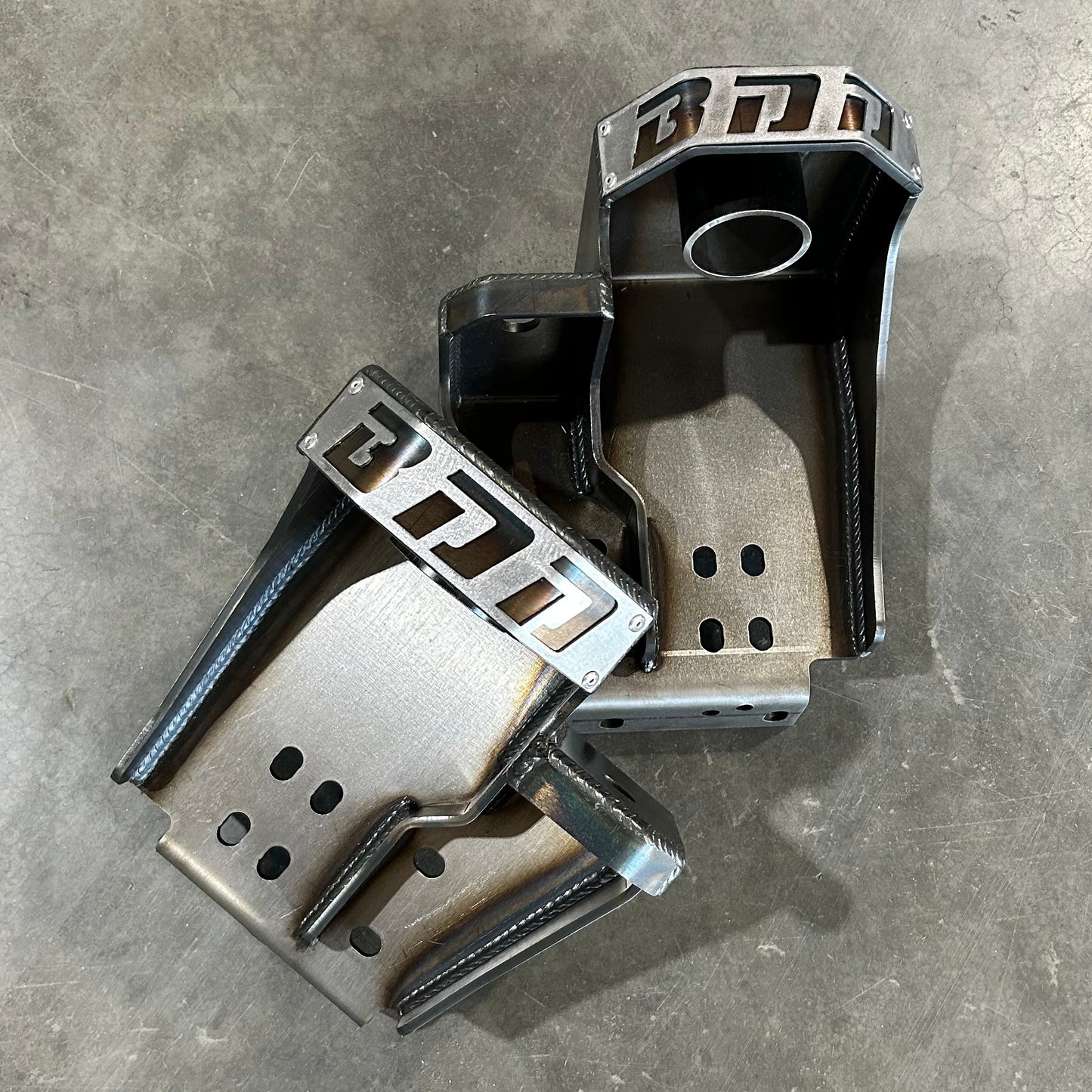 Ford OBS 05+ axle swap coil buckets