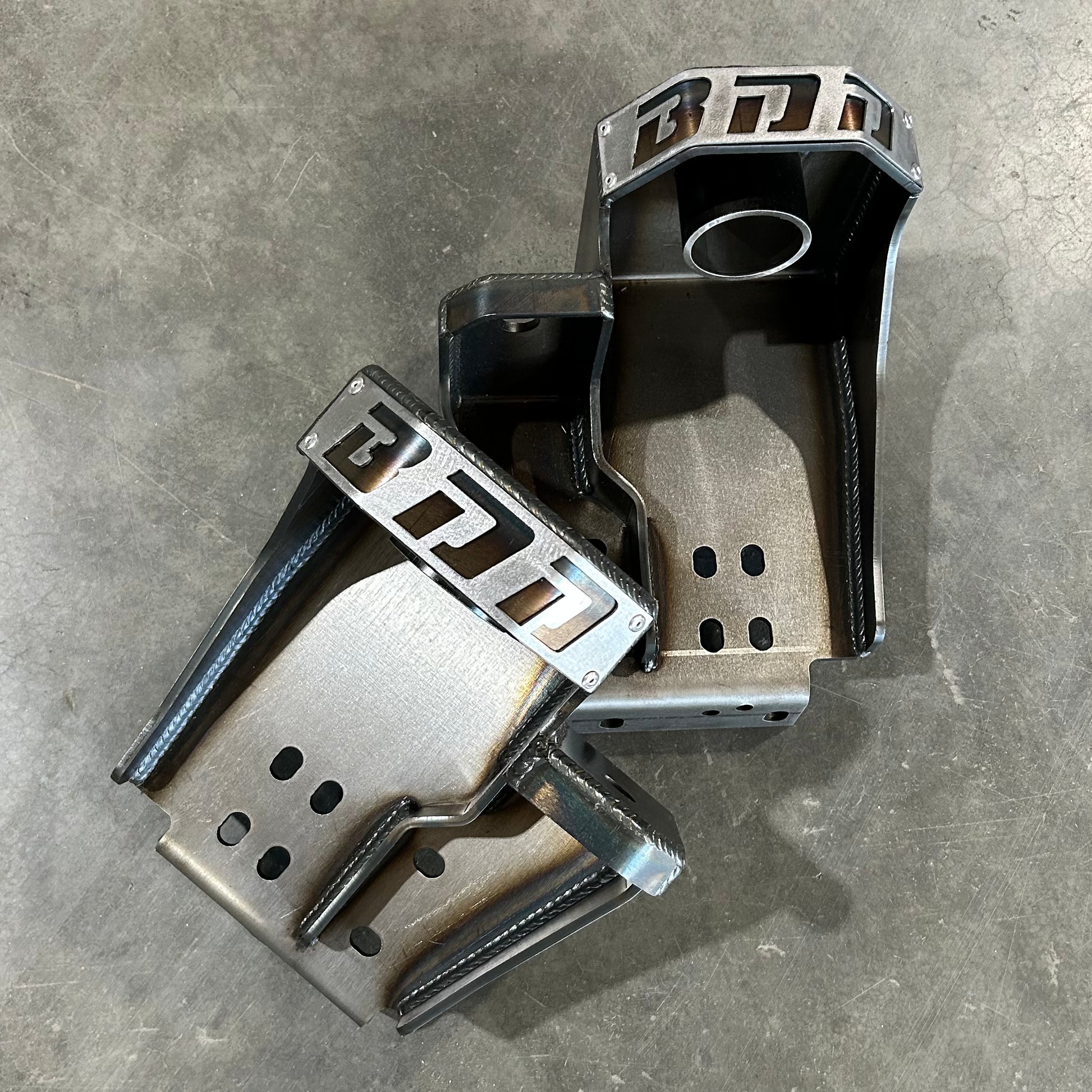 Ford OBS 05+ axle swap coil buckets