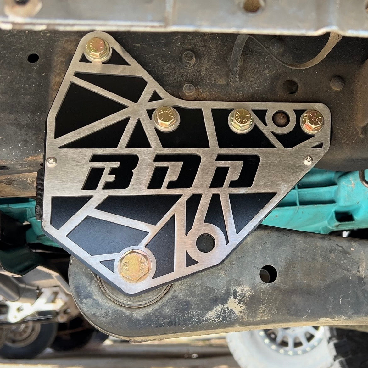 1999-04 Super-Duty & Excursions 05+ Radius Arm Brackets